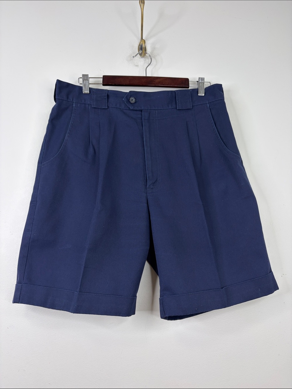 Vintage Tilley Shorts Mens 36 x 9 Navy Blue Cotton Pleated Cuff Made in Canada